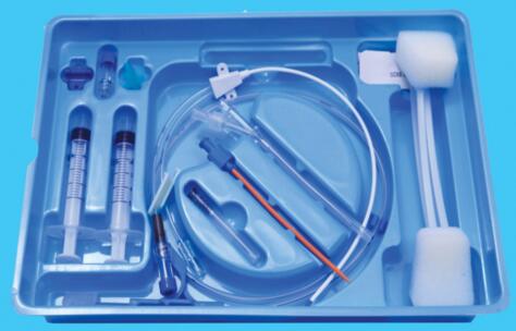 一次性使用中心静脉导管包Central venous catheter with athrombogenic and antibacteria surface